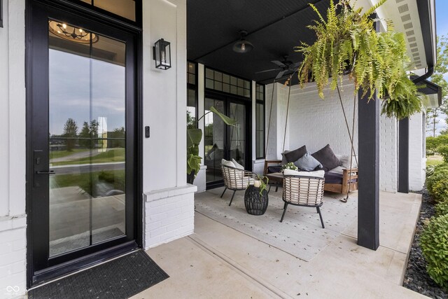 4808 Lakeview Dr, Greenwood, IN 46143 - view of patio featuring a ceiling fan and an outdoor living space