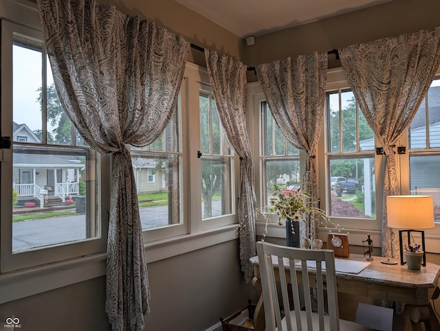 1728 Newton St, Columbus, IN 47201 - view of sunroom / solarium