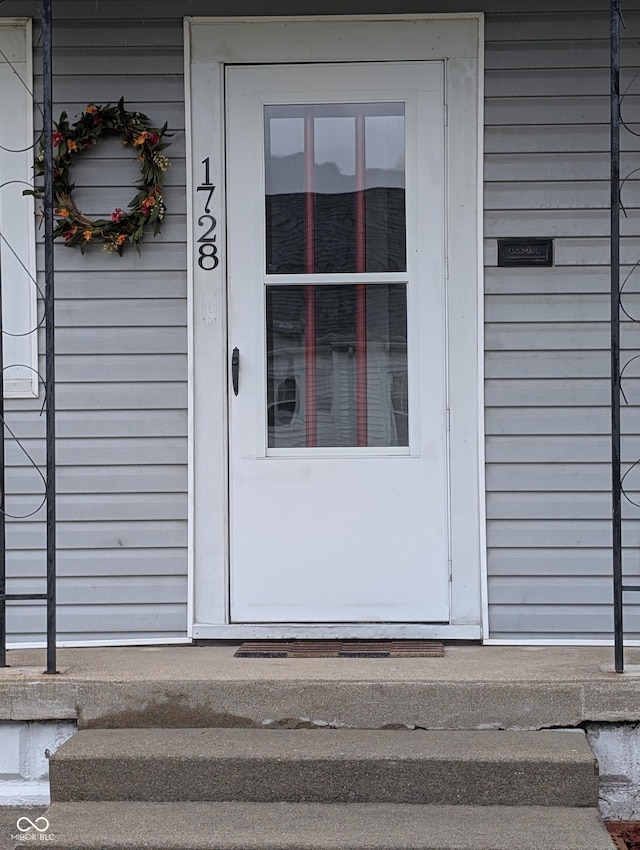 1728 Newton St, Columbus, IN 47201 - view of entrance to property