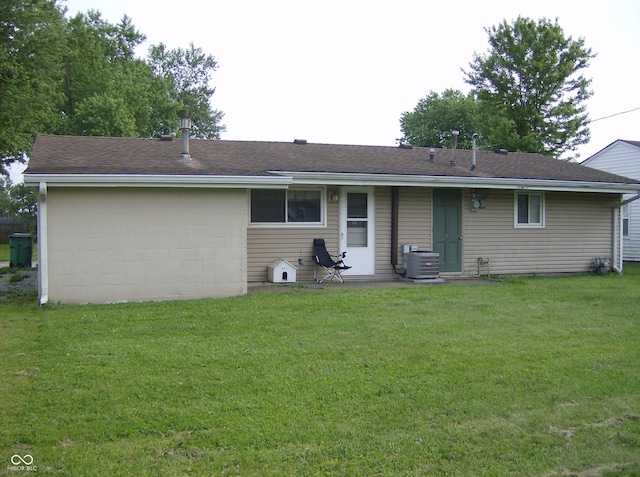 80 Brentwood Dr, Mooresville, IN 46158 - back of property with a yard, roof with shingles, and cooling unit