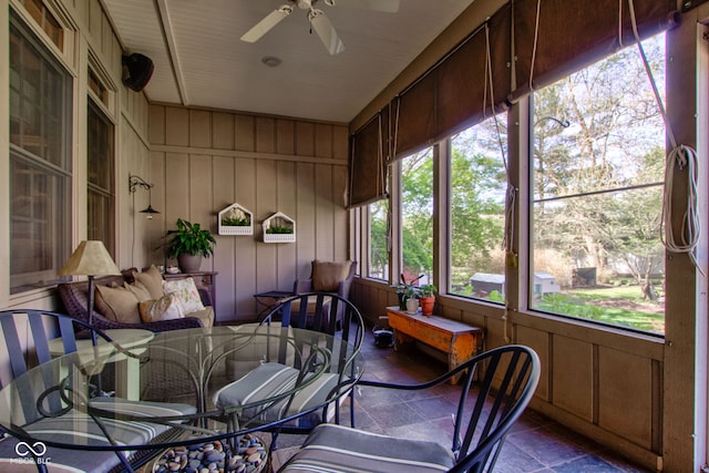 3533 Alexandria Pike, Anderson, IN 46012 - sunroom with ceiling fan and outdoor dining area