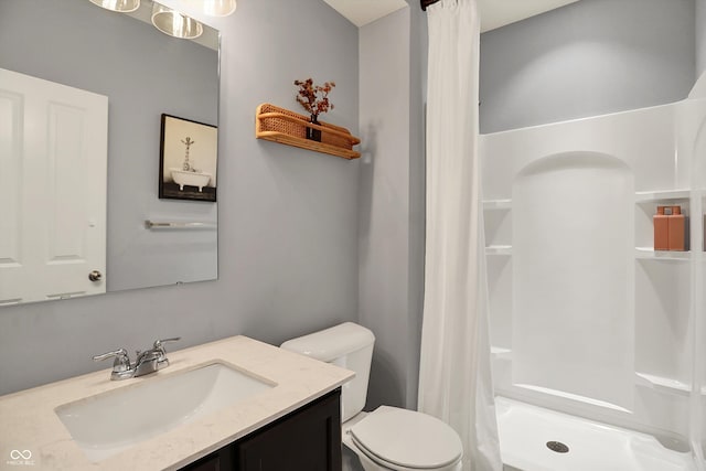 1071 Serenity Ct, Carmel, IN 46280 - full bathroom featuring vanity, toilet, and a shower with curtain