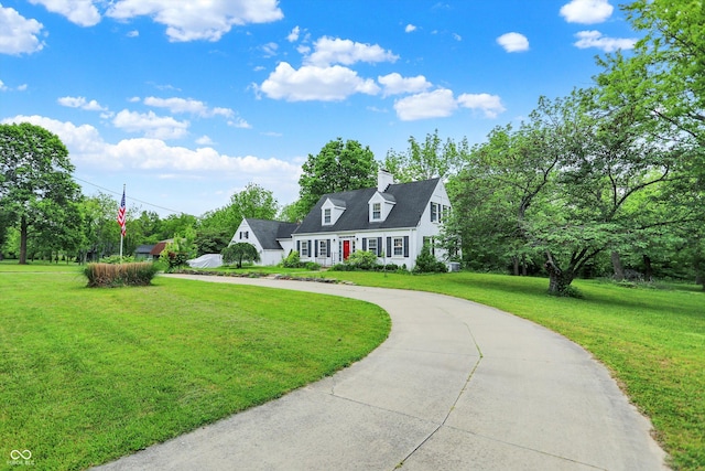 8301 E County Road 801 S, Plainfield, IN 46168 - cape cod-style house with a front lawn and curved driveway