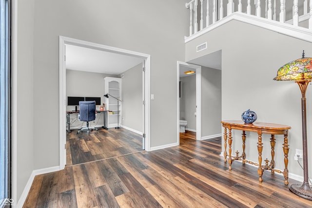 9754 Bradford Knoll Dr, Fishers, IN 46037 - entryway with wood finished floors, baseboards, and a high ceiling