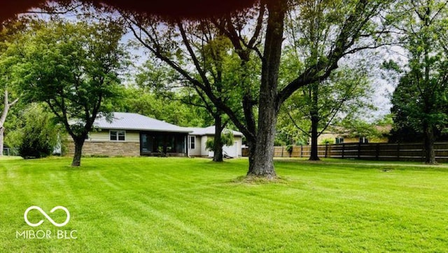 3824 Forest Ridge Dr, Fort Wayne, IN 46804 - view of yard