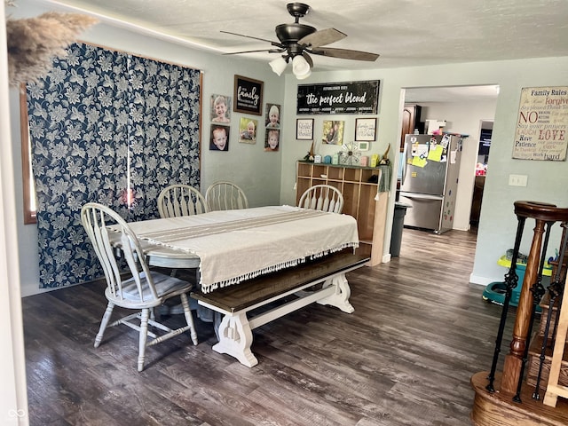 6593 N 800 W, Elwood, IN 46036 - dining area with a ceiling fan, wood finished floors, and baseboards