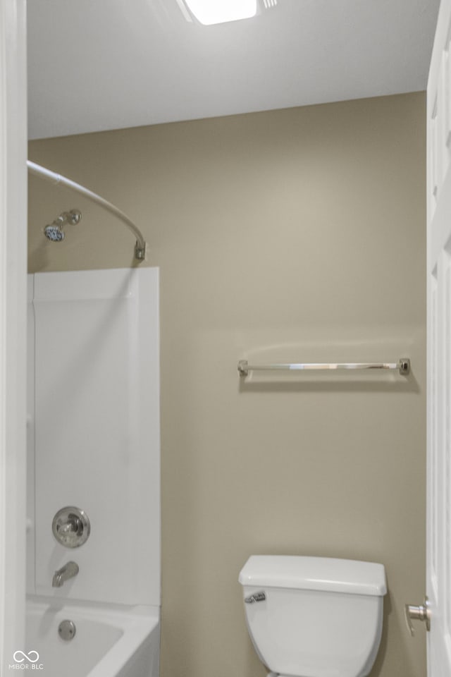 9018 E Gayle Dr, Morgantown, IN 46160 - full bathroom with  shower combination and toilet