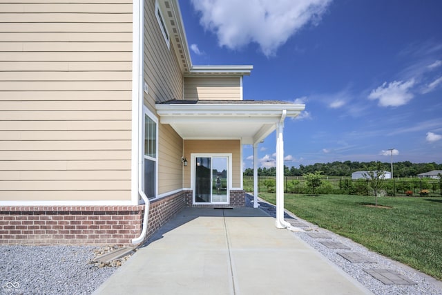 9018 E Gayle Dr, Morgantown, IN 46160 - view of patio / terrace