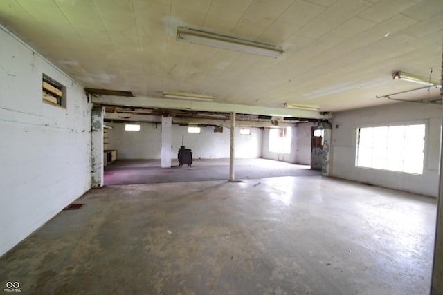 10577 Dalton Rd, Hagerstown, IN 47346 - view of garage
