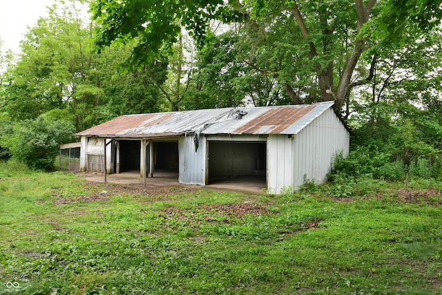 10577 Dalton Rd, Hagerstown, IN 47346 - view of detached garage
