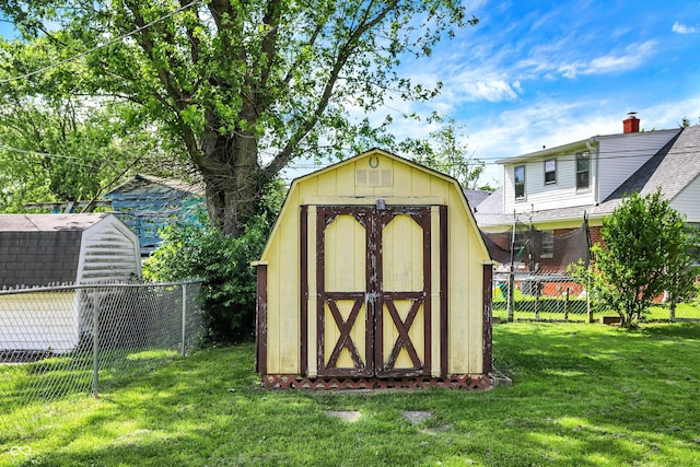101 Heiny Rd, Indianapolis, IN 46217 - view of shed