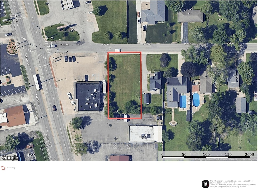 31 S St, Southport, IN 46227