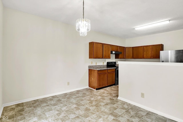 630 Harmony Way, Greenwood, IN 46143 - kitchen featuring electric stove, freestanding refrigerator, under cabinet range hood, a chandelier, and brown cabinets