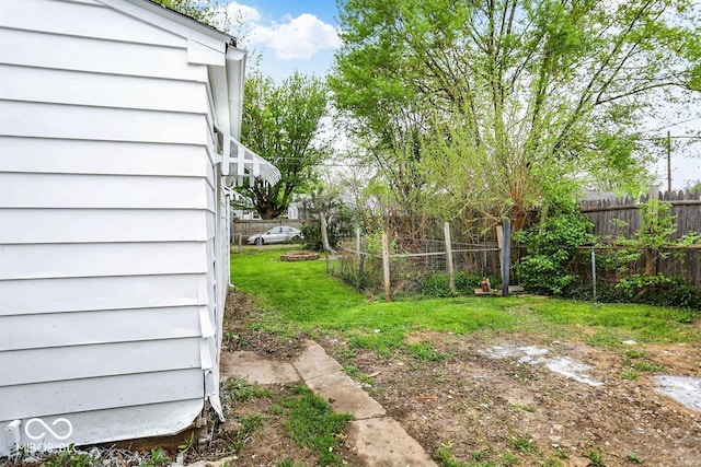 2015 S Hackley St, Muncie, IN 47302 - view of yard