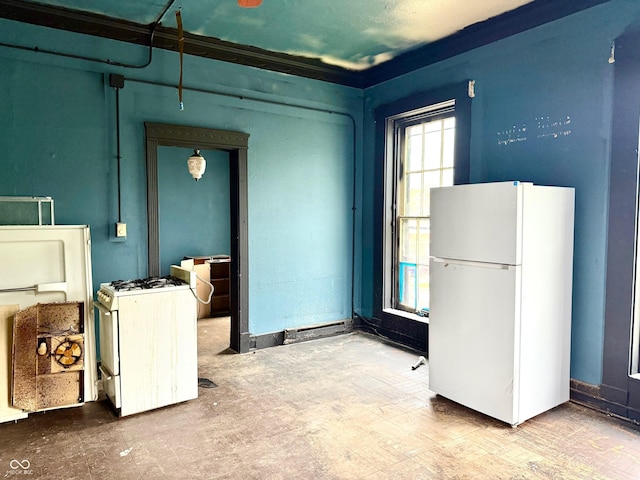 621 E Main St, Muncie, IN 47305 - miscellaneous room featuring healthy amount of natural light