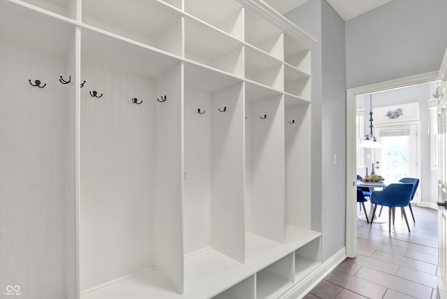 1410 Shadow Ct, Zionsville, IN 46077 - mudroom with tile patterned floors and baseboards