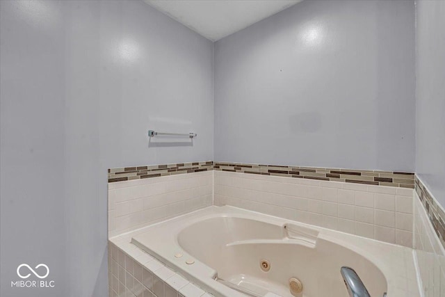 8908 Sunningdale Blvd, Indianapolis, IN 46234 - bathroom with a jetted tub