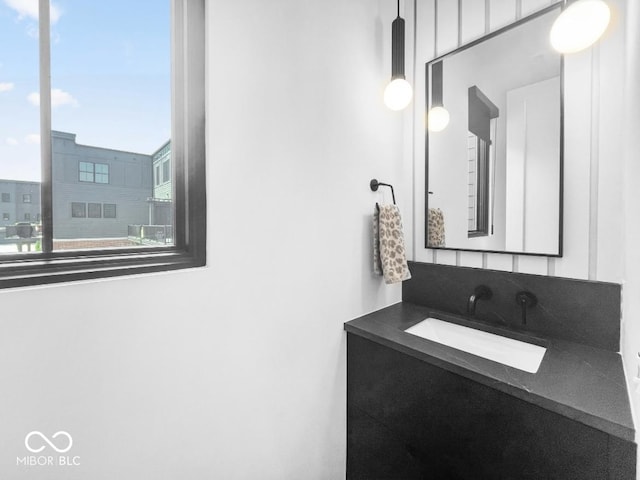 420 Monon Wy Dr, Carmel, IN 46032 - bathroom featuring vanity