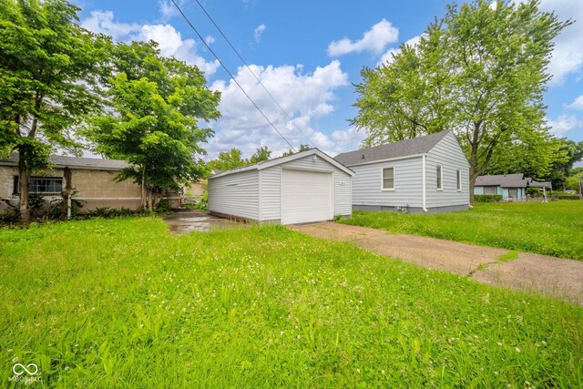 564 S Bosart Ave, Indianapolis, IN 46203 - photo 18