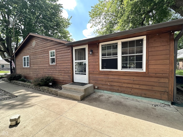 12967 N County Road 825 E, Roachdale, IN 46172 - view of front of house with a patio
