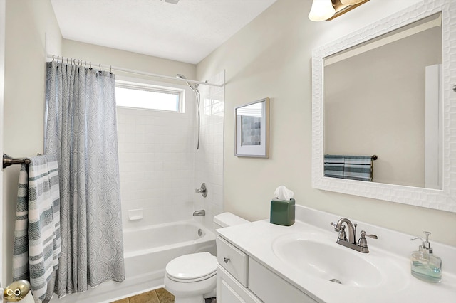 10965 Fairway Ridge Ln, Fishers, IN 46037 - bathroom featuring shower / bath combo with shower curtain, toilet, and vanity