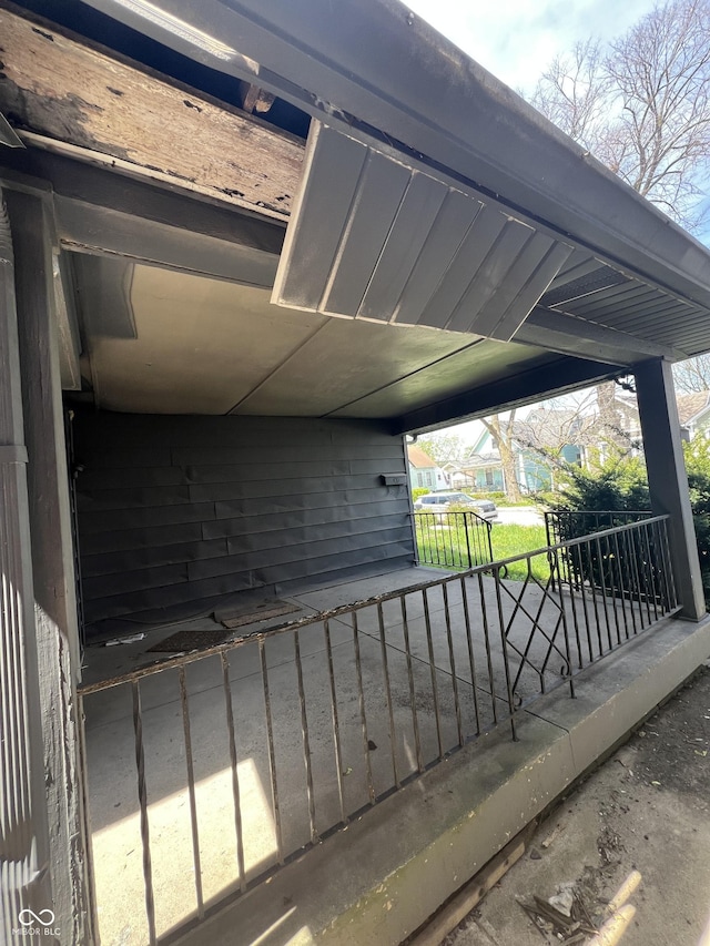 409 Parkway Ave, Indianapolis, IN 46225 - view of patio