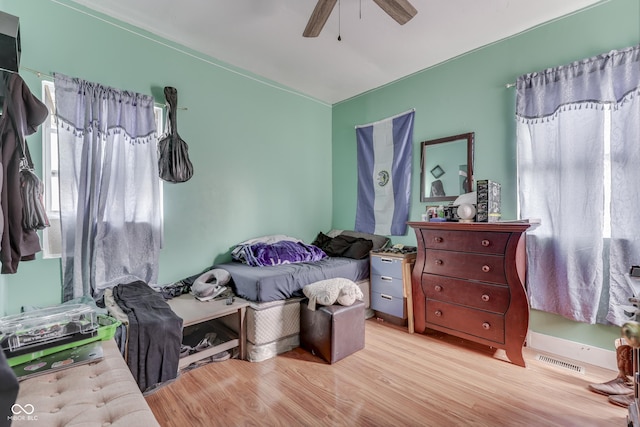 952 Lasalle St, Indianapolis, IN 46201 - bedroom featuring wood finished floors and a ceiling fan