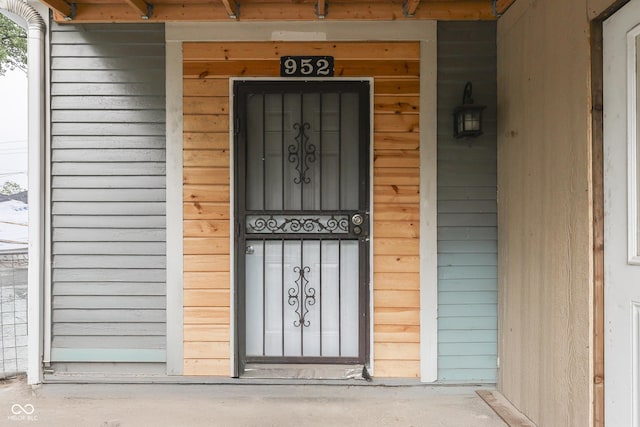 952 Lasalle St, Indianapolis, IN 46201 - view of property entrance