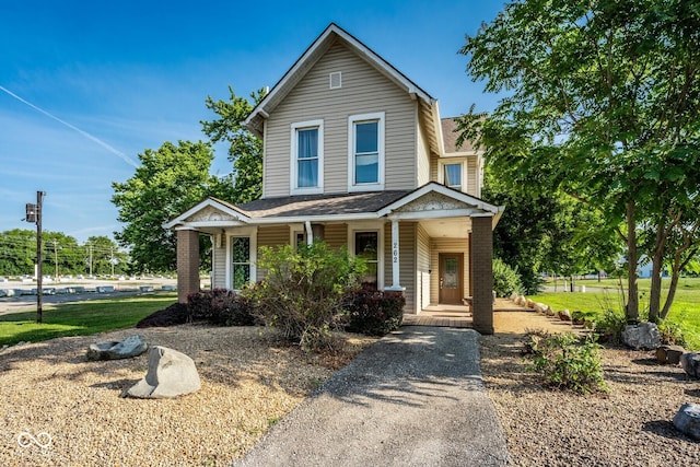 262 W Ray St, Indianapolis, IN 46225 - traditional home with covered porch