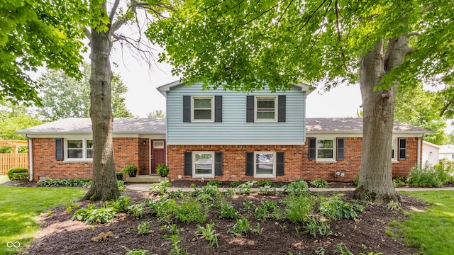 7935 N County Road 650 E, Brownsburg, IN 46112 - split level home with brick siding
