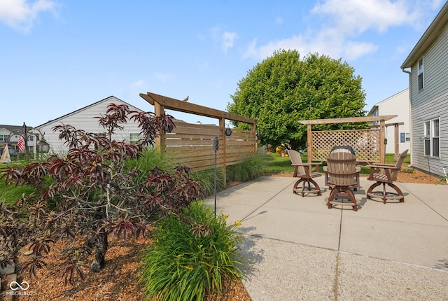 101 Meadowview Dr, Mooresville, IN 46158 - view of patio / terrace