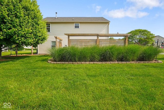 101 Meadowview Dr, Mooresville, IN 46158 - back of property featuring a lawn