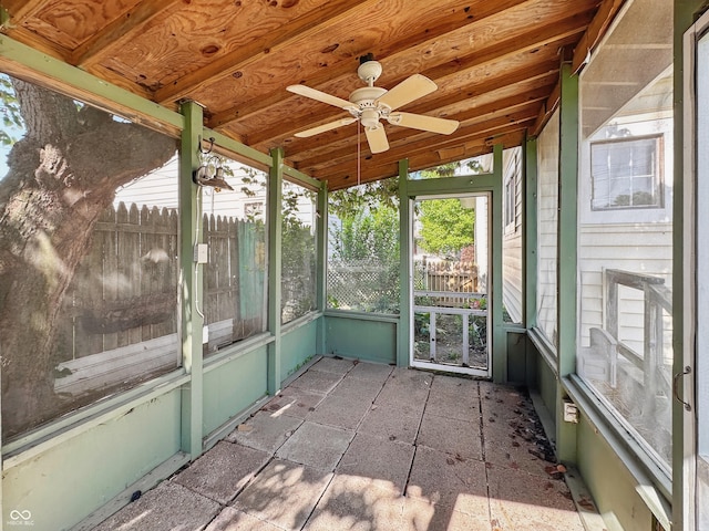 621 N Livingston Ave, Indianapolis, IN 46222 - unfurnished sunroom with lofted ceiling and ceiling fan