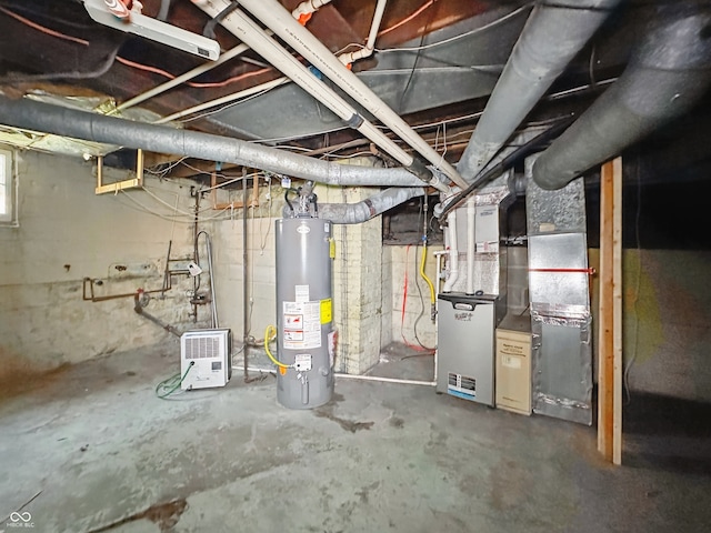 621 N Livingston Ave, Indianapolis, IN 46222 - unfinished below grade area with gas water heater and heating unit