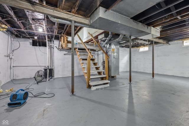 450 N Fenton Ave, Indianapolis, IN 46219 - below grade area with stairs