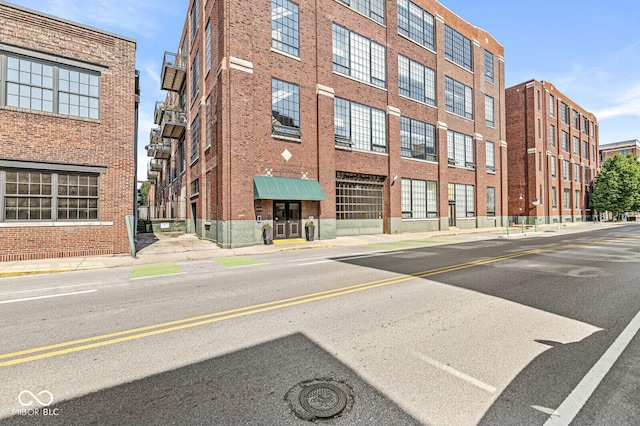 630 N College Ave Unit 204, Indianapolis, IN 46204 - photo 2