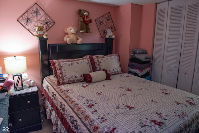 7402 Broadview Dr, Indianapolis, IN 46227 - carpeted bedroom with a closet
