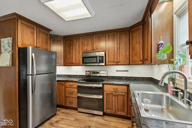 302 N Kimble Dr, Bloomington, IN 47404 - photo 4