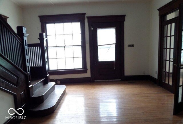 340 W 11th St, Anderson, IN 46016 - photo 2