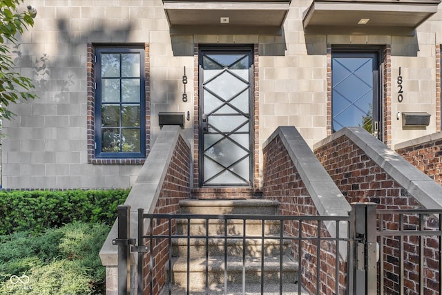 1818 N Pennsylvania St, Indianapolis, IN 46202 - entrance to property featuring a gate