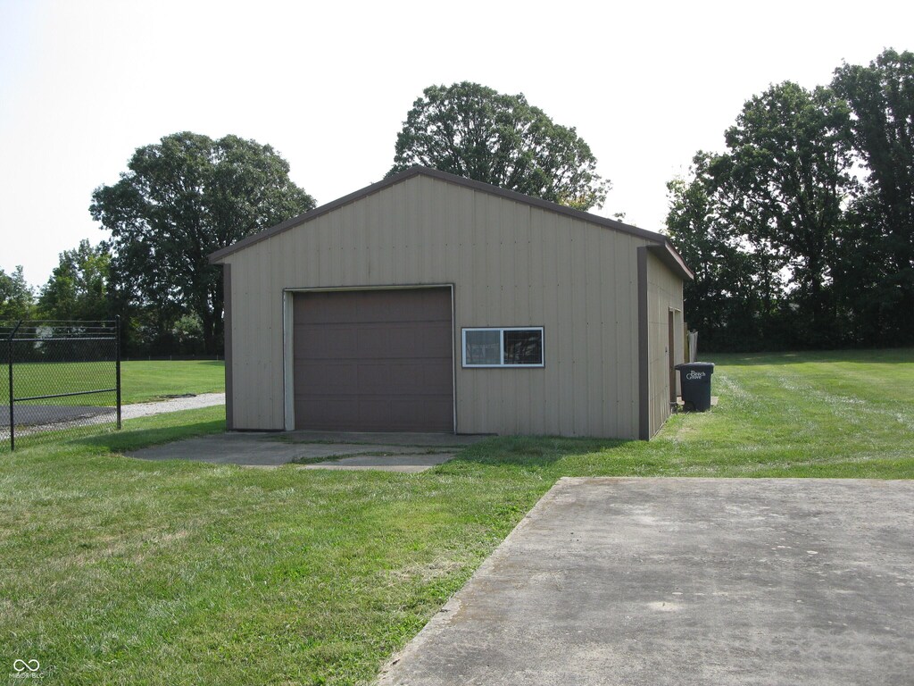 4123 Cashard Ave, Indianapolis, IN 46203 - photo 1