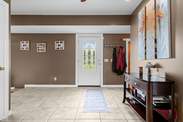 5439 E Kinderhook Rd, Scottsburg, IN 47170 - entrance foyer featuring light tile patterned floors and baseboards