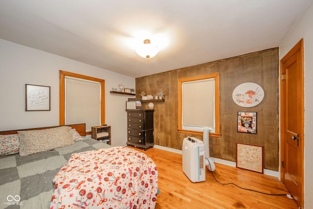 3004 Sheridan St, Anderson, IN 46016 - bedroom with wood finished floors and baseboards
