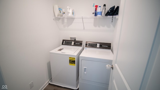 2916 W Bargello Ln, Monrovia, IN 46157 - washroom featuring washer and dryer