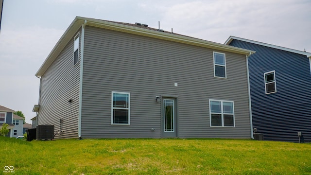 2916 W Bargello Ln, Monrovia, IN 46157 - rear view of property featuring central air condition unit and a yard