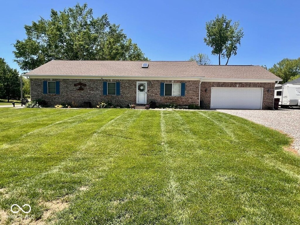 365 Gettysburg, Coatesville, IN 46121 - photo 1