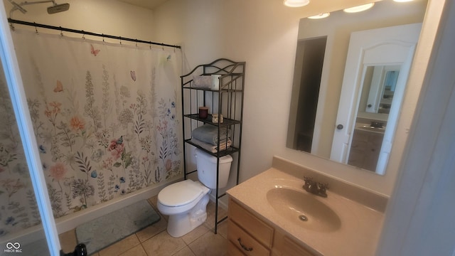 713 Driftwood Cir, Danville, IN 46122 - full bath featuring toilet, vanity, tile patterned flooring, and a shower with shower curtain