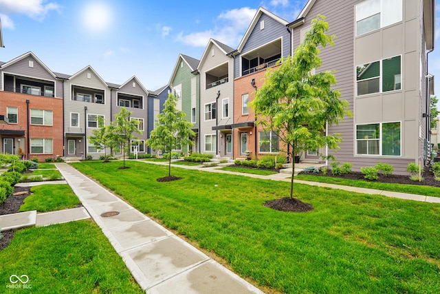 2125 Coretta Way, Indianapolis, IN 46202 - view of community with a residential view and a lawn