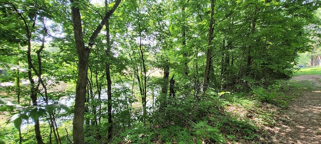 3866 Ellingsworth Way N, Vernon, IN 47265