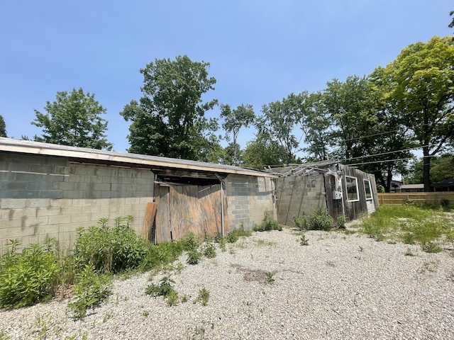 4566 Melbourne Rd, Indianapolis, IN 46228 - view of outbuilding